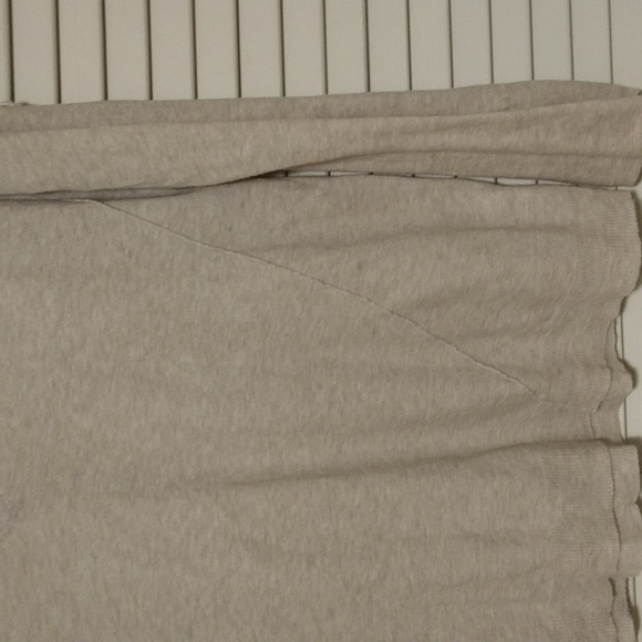 Zadig & Voltaire Rigby Cov Cream Tan V-Neck Sweater - Picture 7 of 10